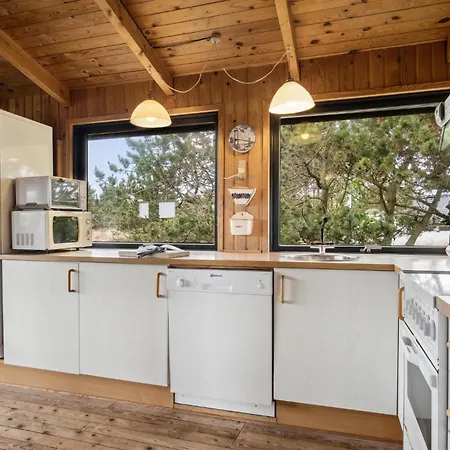 Σπίτι διακοπών Gorgeous In With Kitchen